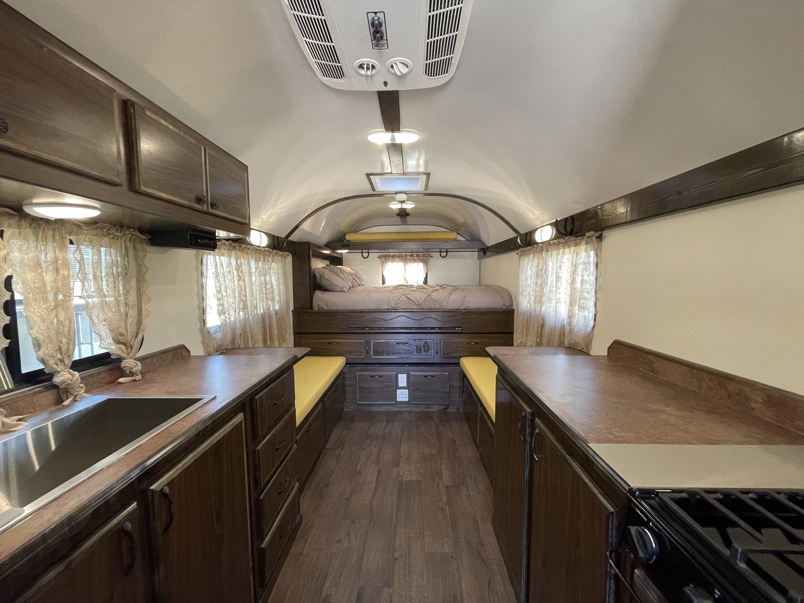 Used 2022 Heritage XL w/ Deck – Fully Loaded Off-Grid Camp